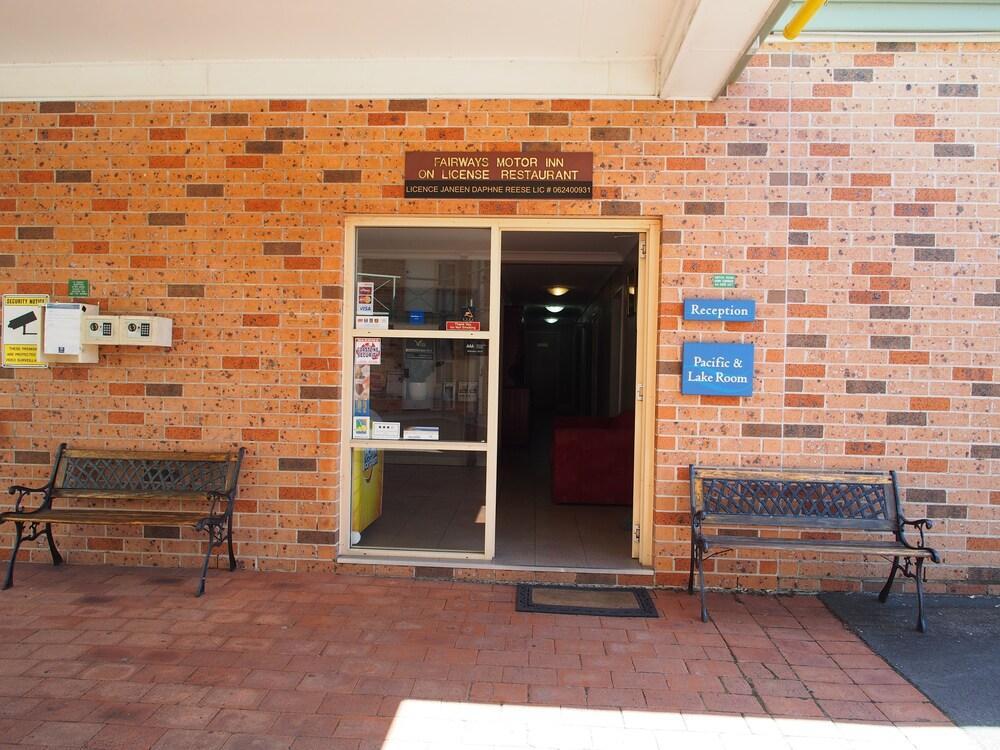 Golf Place Inn Wollongong Primbee Extérieur photo