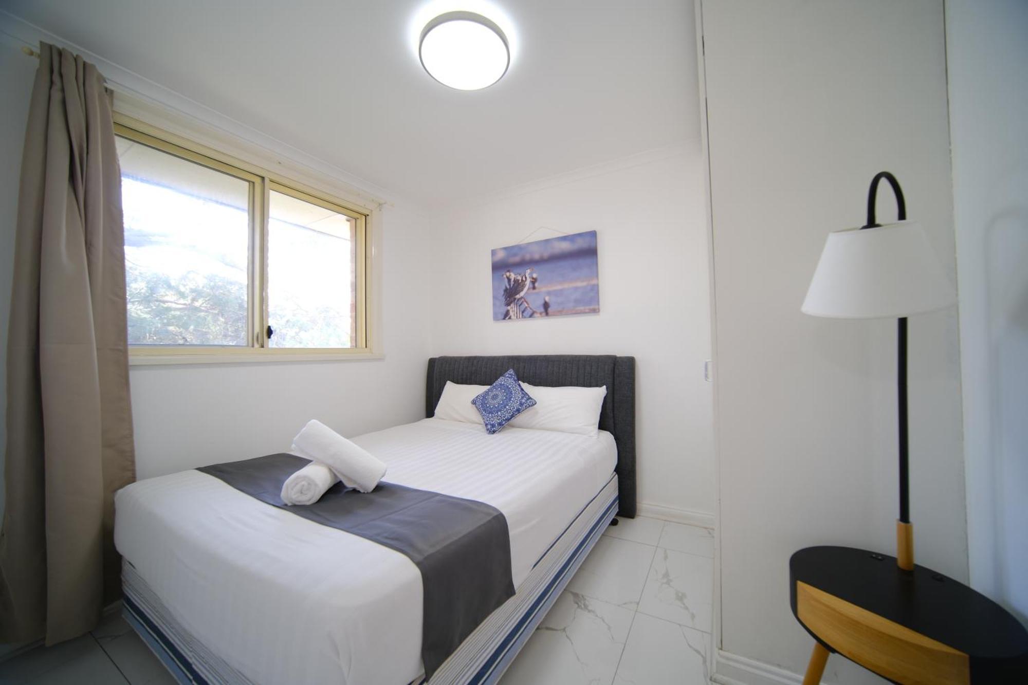 Golf Place Inn Wollongong Primbee Extérieur photo