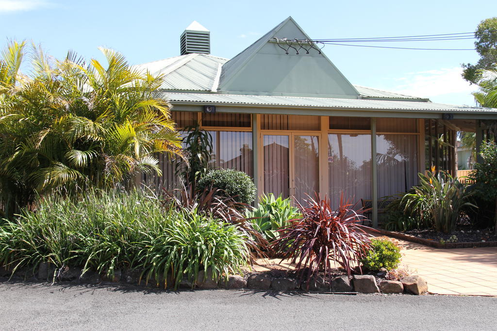 Golf Place Inn Wollongong Primbee Extérieur photo