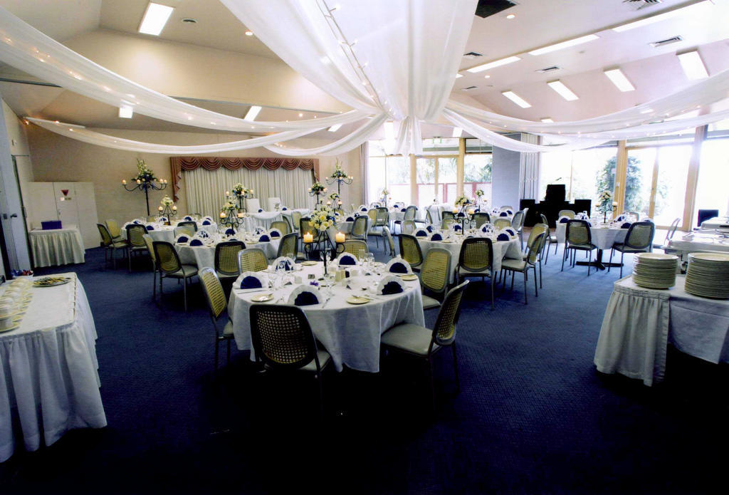 Golf Place Inn Wollongong Primbee Extérieur photo
